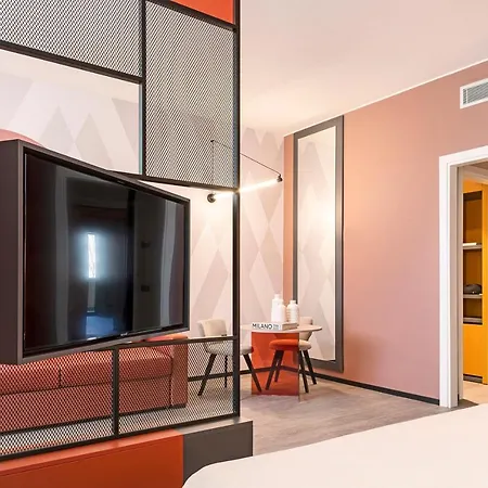 Atahotel Quark فندق