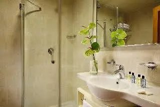 Atahotel Quark