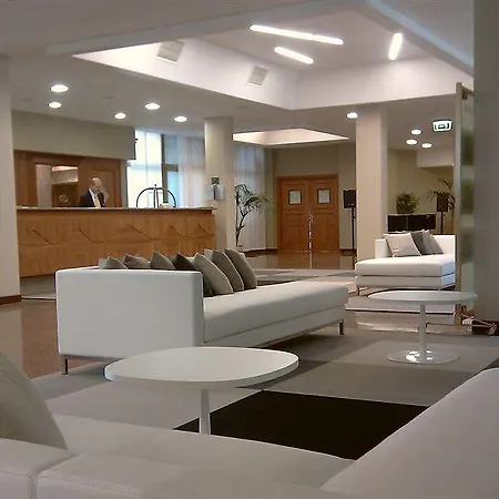 Atahotel Quark 4*