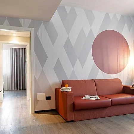 Hotell Atahotel Quark 4*