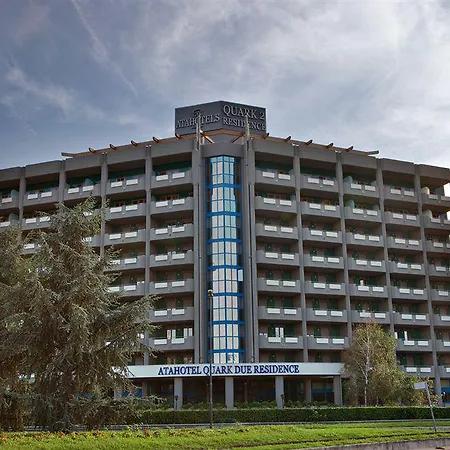 ホテル Atahotel Quark